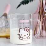 Hello Kitty thickened high temperature resistant scale glass measuring cup