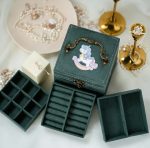 Retro flannel jewelry storage box - Image 4
