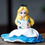 14cm Princess Alice in Wonderland Sitting with Garland PVC Figure
