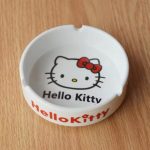 Creative Kawaii Hello Kitty Ceramic Ashtray Cute  Cartoon Design Perfect for Home & Living Room  Decor Birthday Hoilday Gift