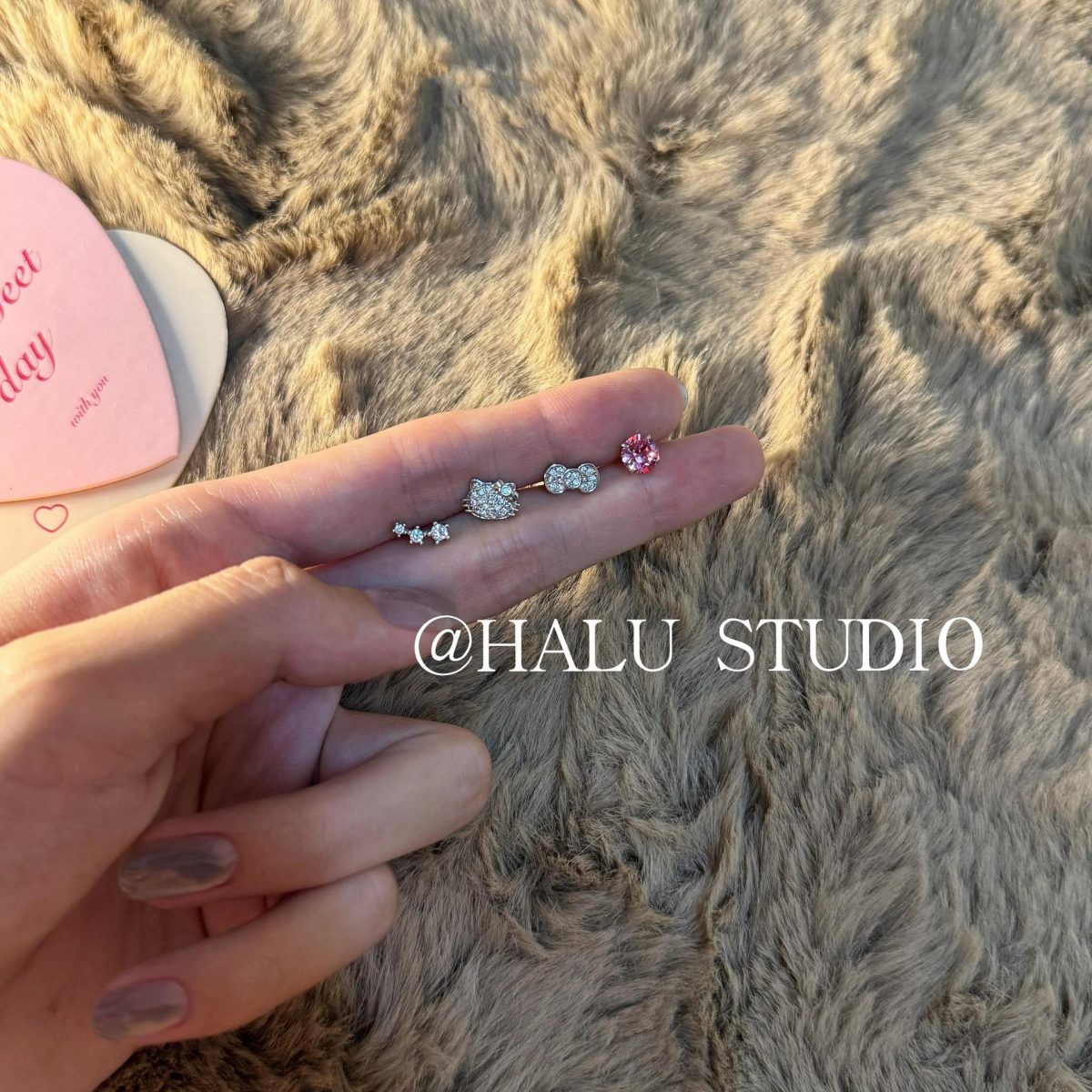 "HALU" "Pink and cute kt cat" HALU cute girlish versatile exquisite full diamond star ins style earrings - Image 3